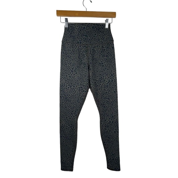 ALO Pants - Alo Yoga High-Waist Vapor Leggings Animal Print Cheetah